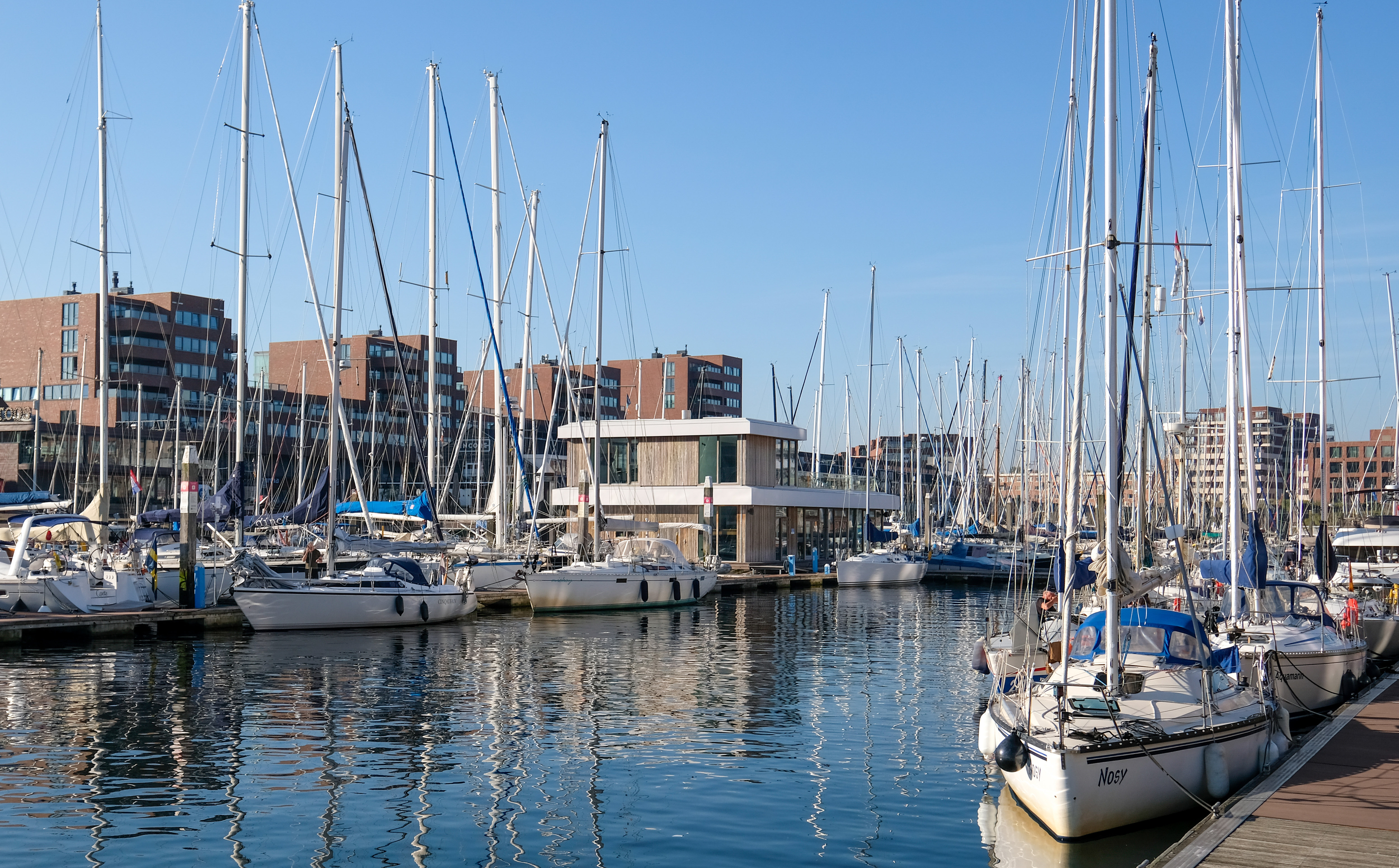 Drijvend Clubhuis, Scheveningen